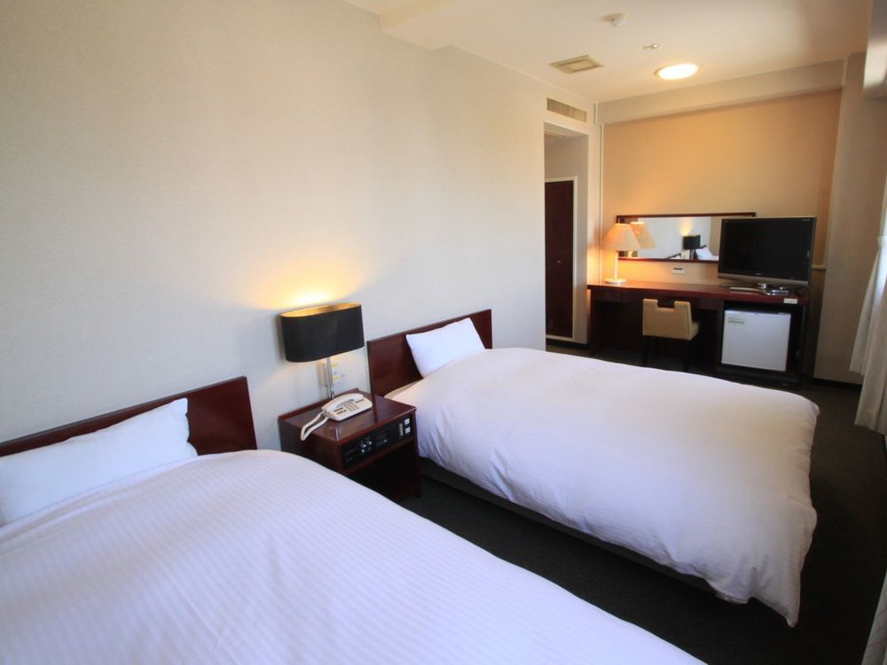Hotel Apa Tsubamesanjo Ekimae 3*